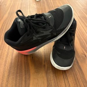 PUMA MELO MB.02 Lamel Boys 3C Kid Basketball Shoes